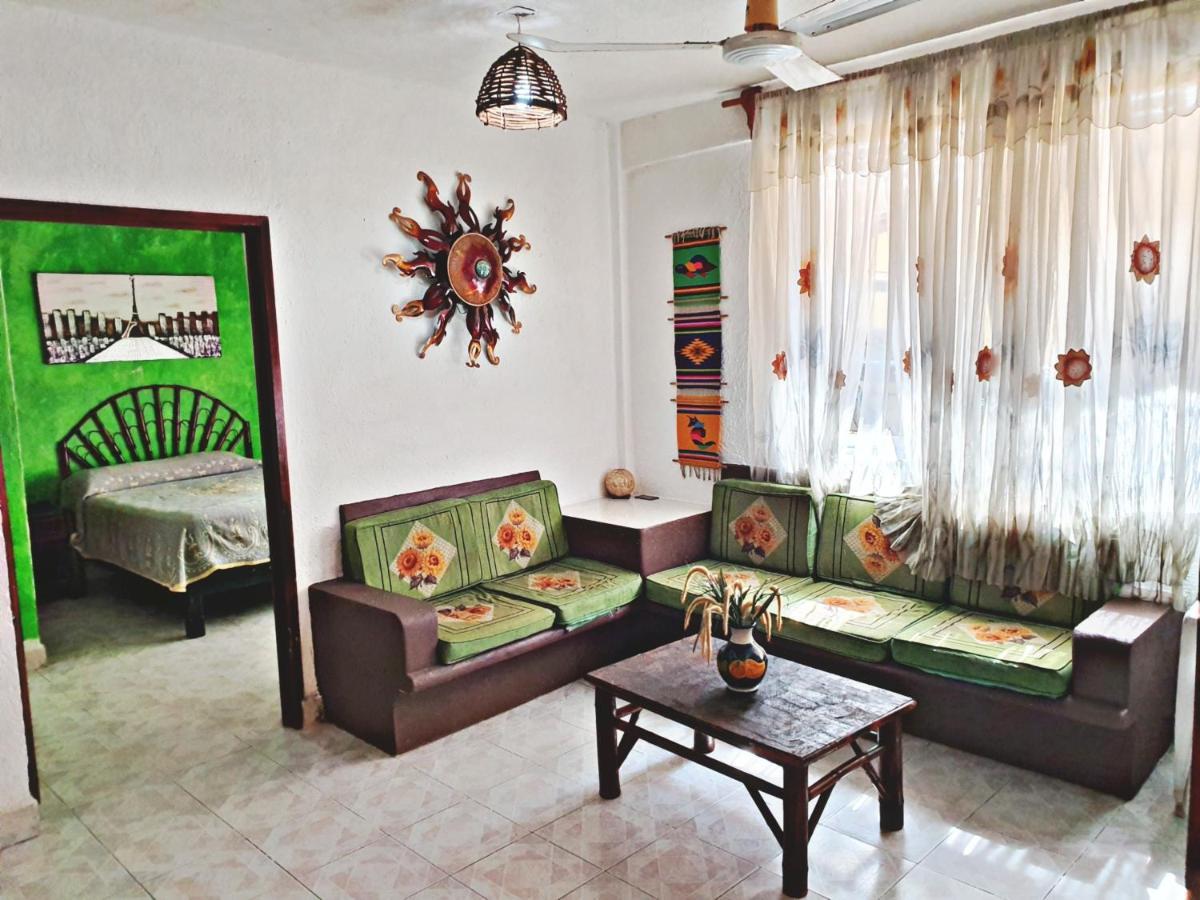 Hotel Amueblados Gaby Zihuatanejo Extérieur photo
