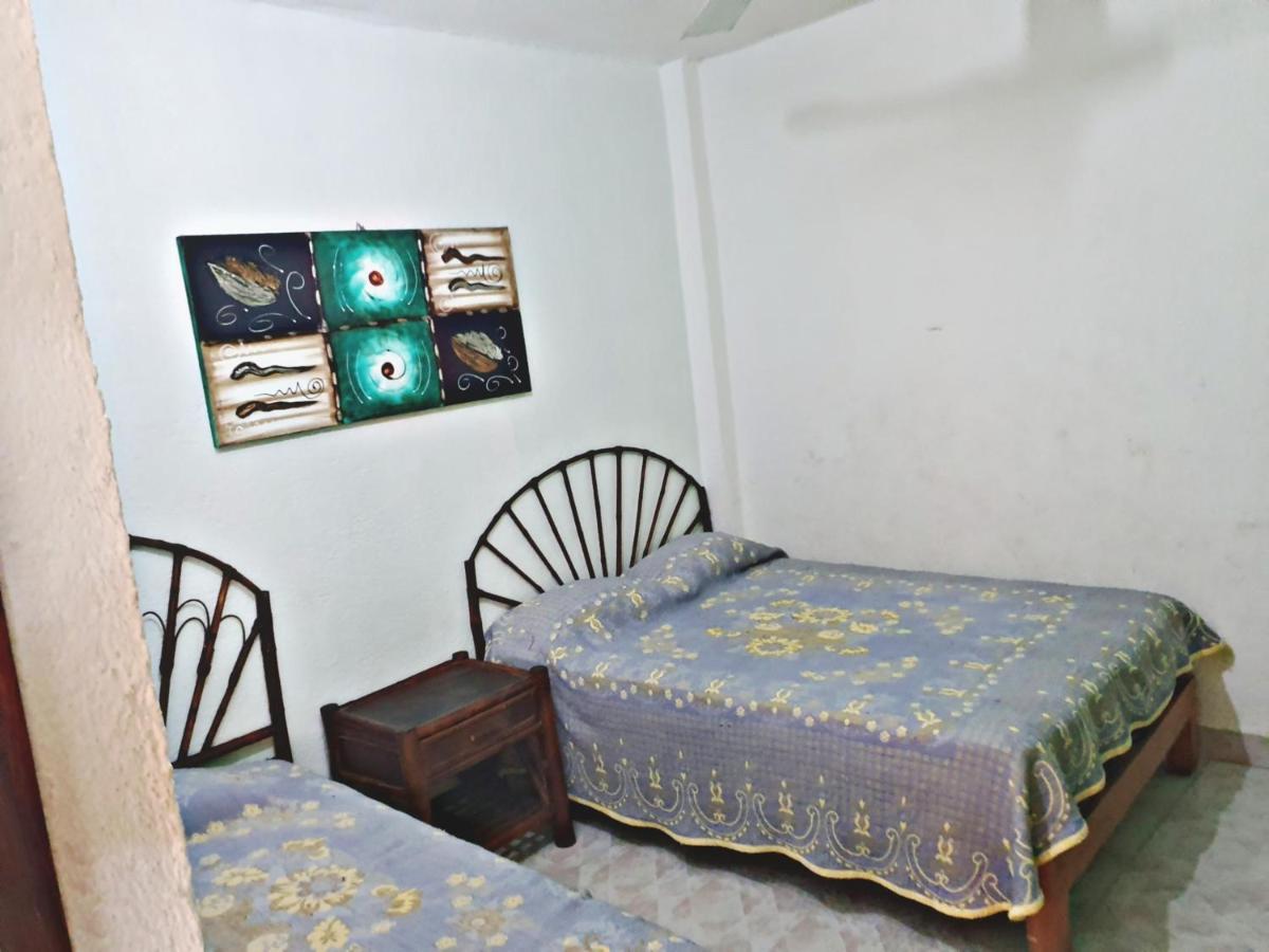Hotel Amueblados Gaby Zihuatanejo Extérieur photo