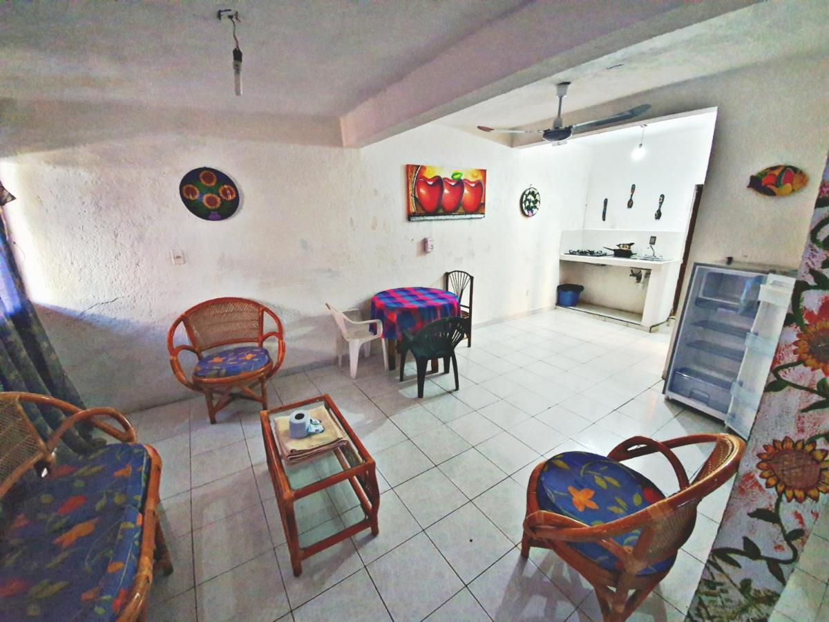 Hotel Amueblados Gaby Zihuatanejo Extérieur photo